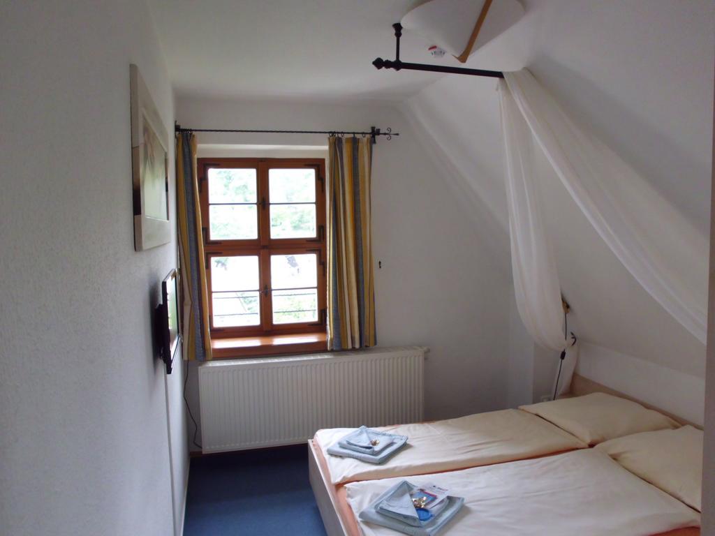 Burg Hohnstein Hotel Стая снимка